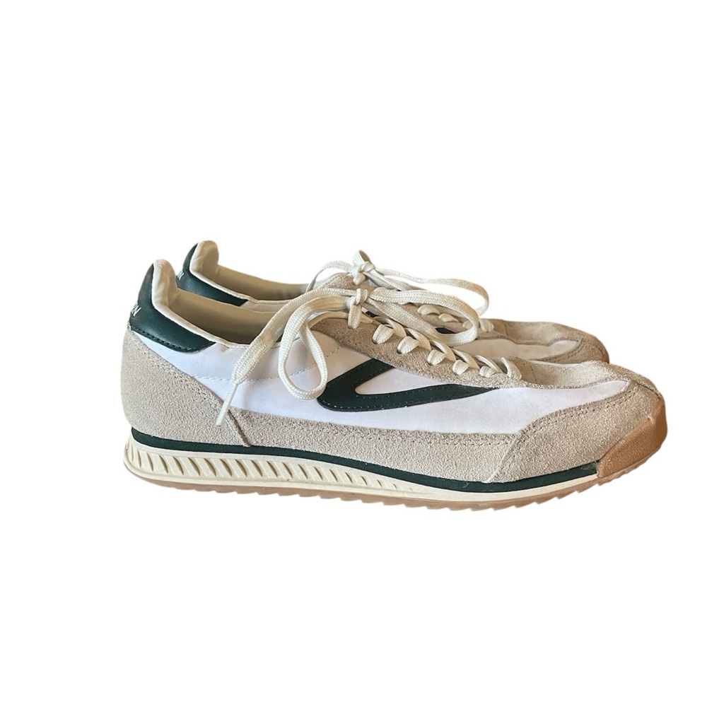 Tretorn Mens Shoes. Size 8.5. Very Good Condition